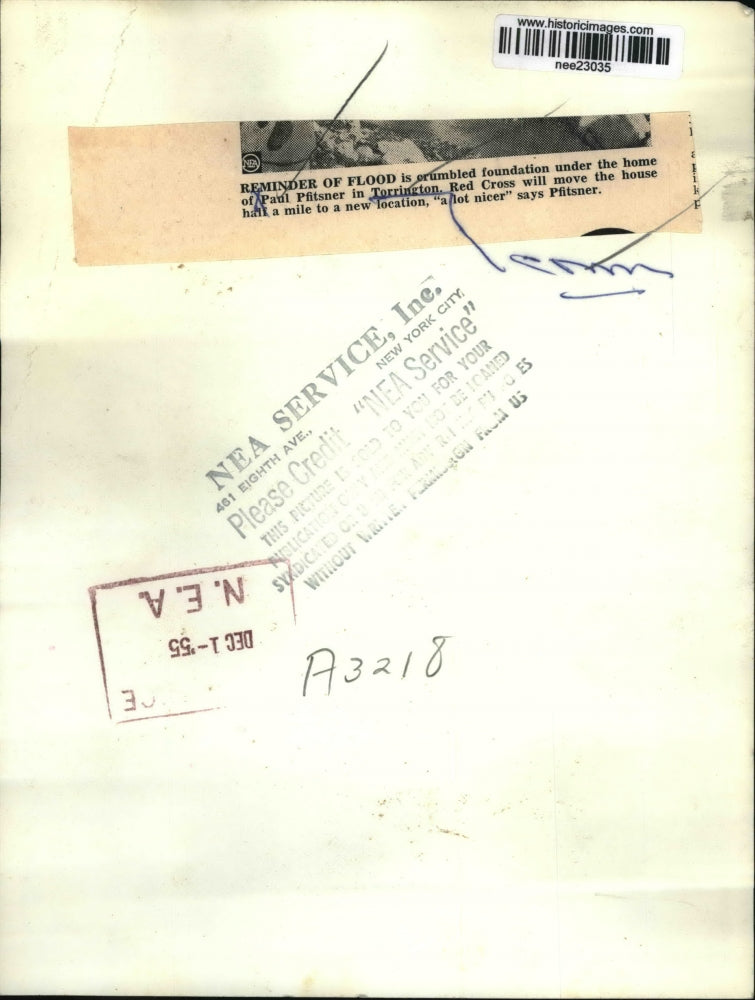 1955 Press Photo Paul Pfitsner in Torrington of Red Cross - nee23035