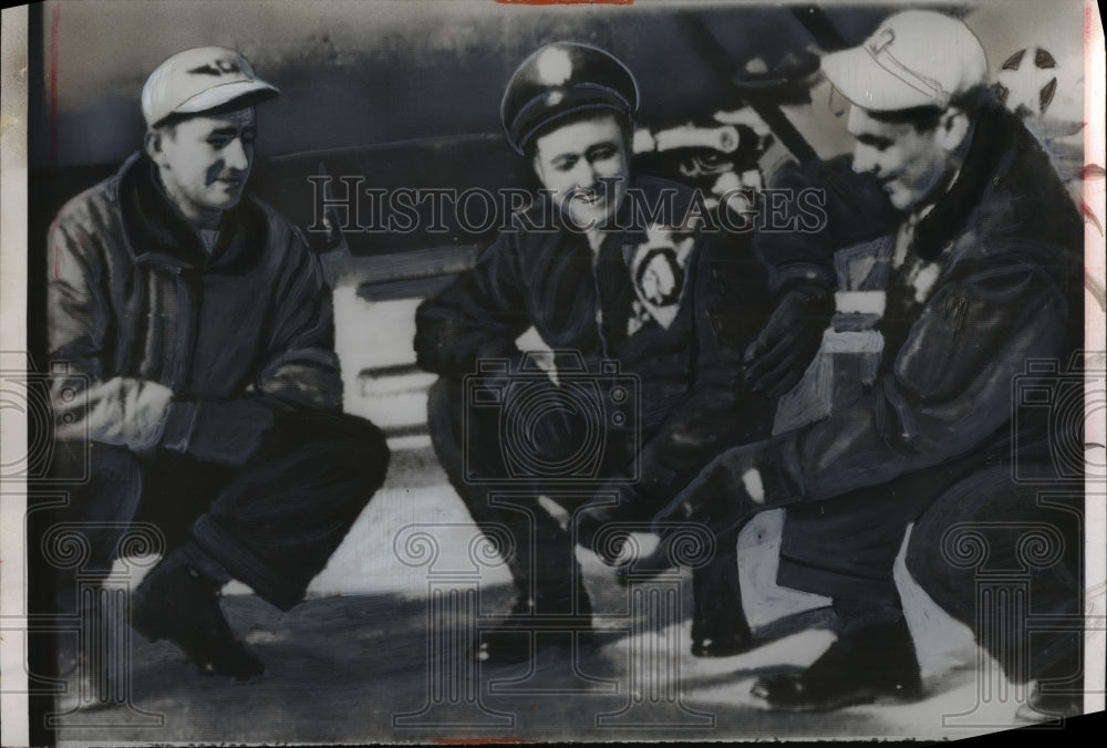 1955 Press Photo Korea Captain George F. William and Chester B. Wine - nee23391