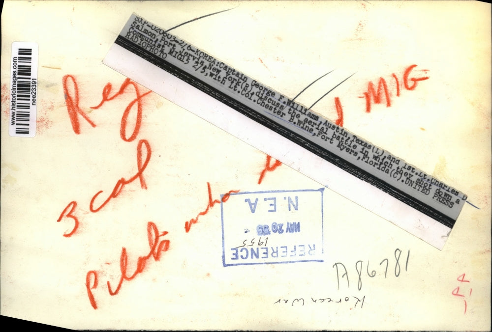 1955 Press Photo Korea Captain George F. William and Chester B. Wine - nee23391