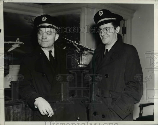 1938 Press Photo Pilot Fred A. Jones & Co Pilot James J. Garrigan, Hartford, CT- Historic Images