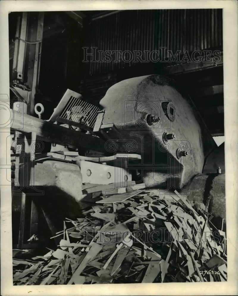 Load image into Gallery viewer, 1942 Press Photo East Pittsburgh Works of Westinghouse Electric &amp; Manufacturing
