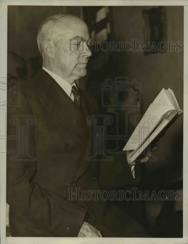 1938 Press Photo Representative Helton Summer