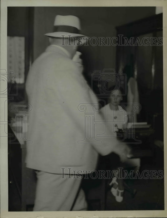1936 Press Photo Captain Mike Harwood - nee25146