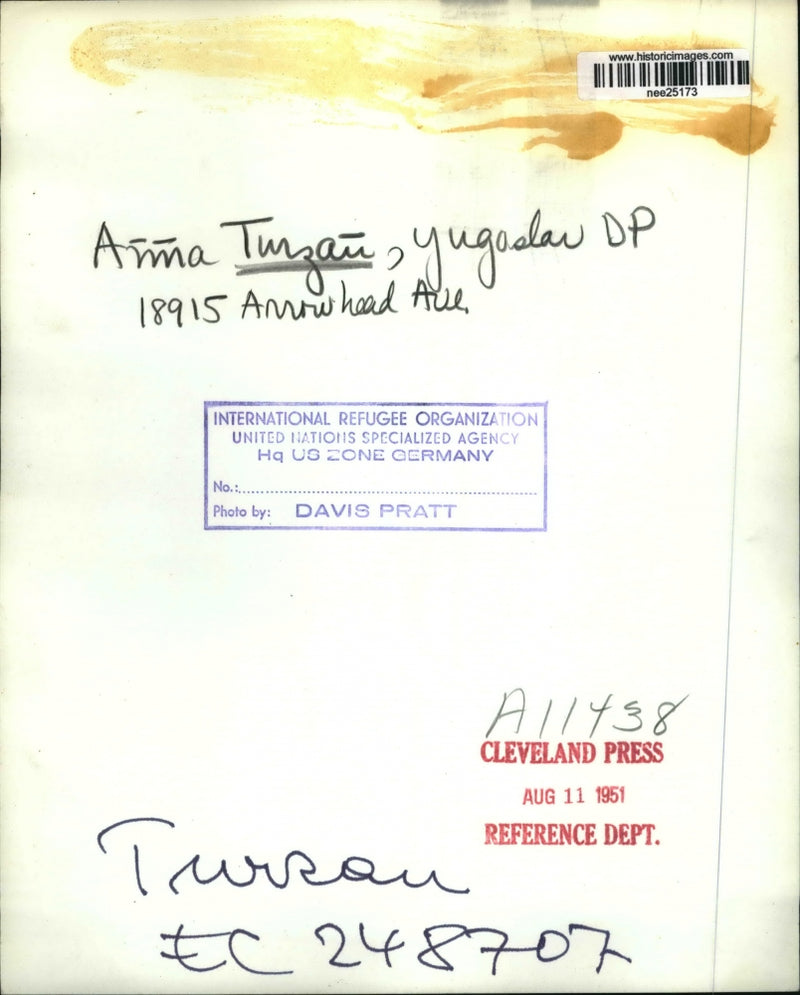 Load image into Gallery viewer, 1961 Press Photo Ama Turzan of Yugoslavia - nee25173
