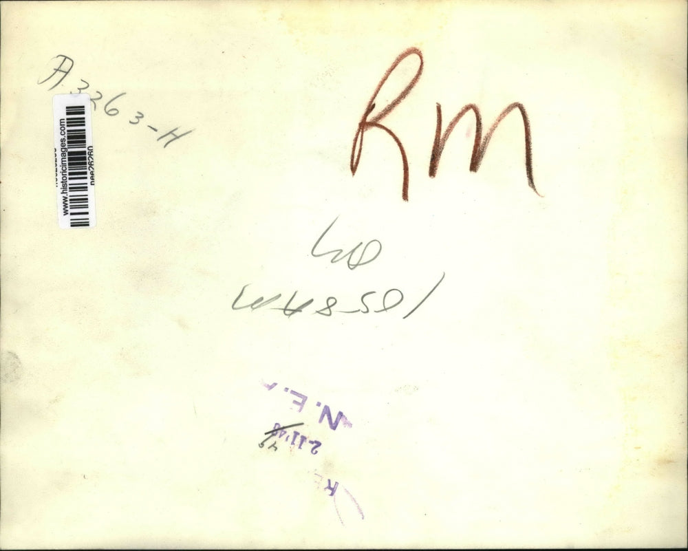 1949 Press Photo Pyramid Club Fan Hugs Judge Stanley Moffatt, California