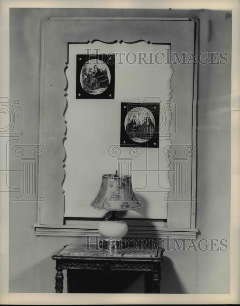 1949 Press Photo A window treatment with design taken from a shadowbox