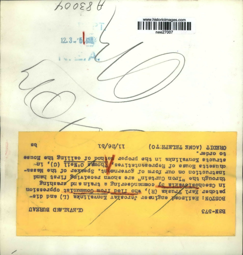 1951 Press Photo Jaroslav Konvalinka and Karl Truska receive instruction