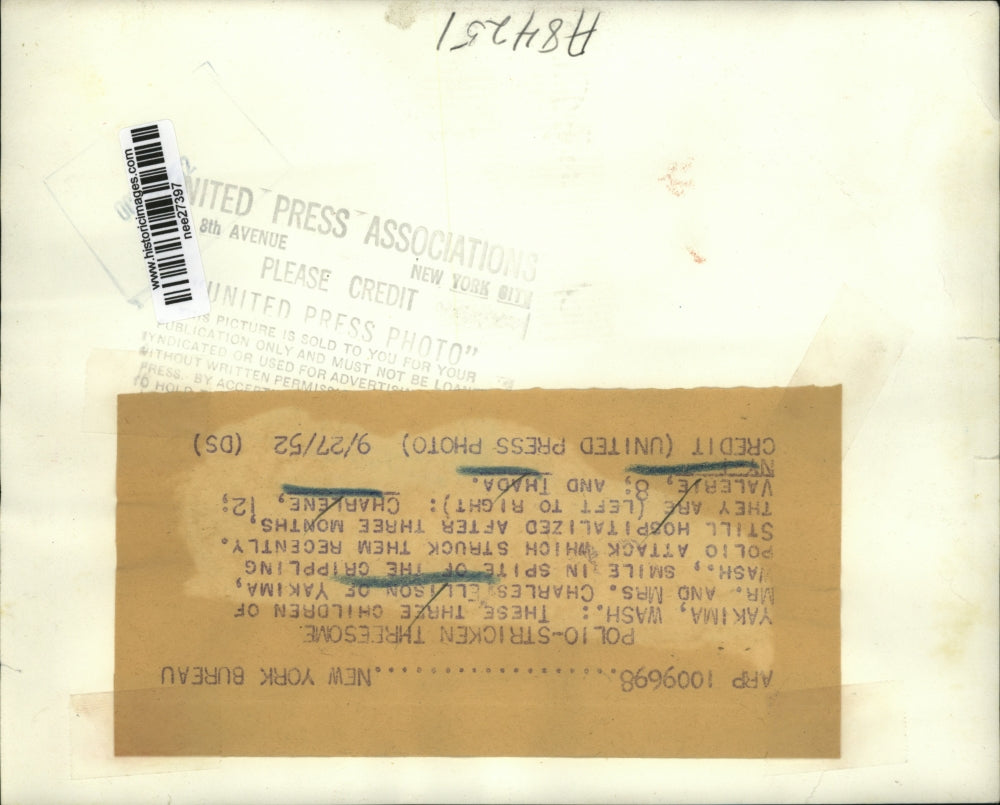 1952 Press Photo Mrs Charles Ellison With Children Charlene Valerie And Thada