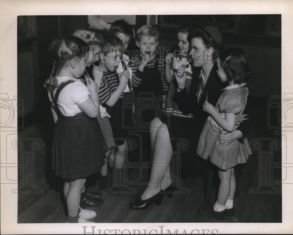 1943 Press Photo Fruitland Alcott Parent Teacher Association Mrs C M Slosker
