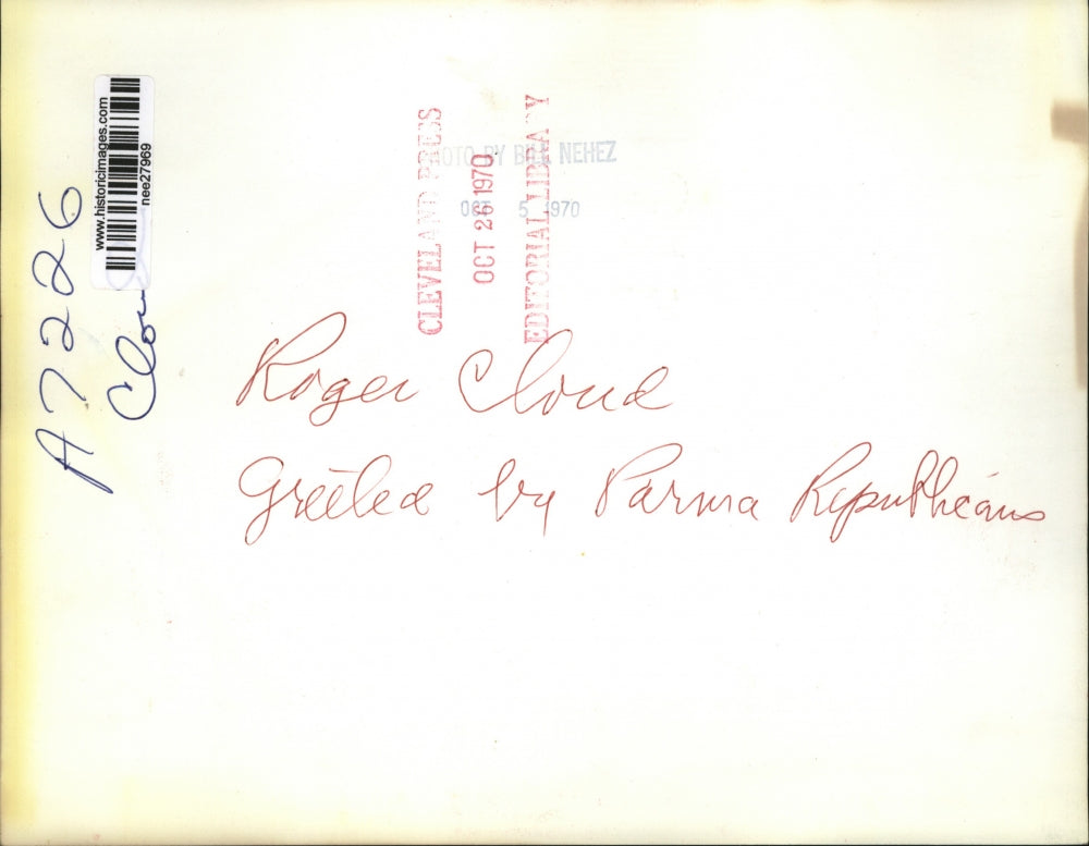 1970 Press Photo Roger Cloud Greeted by Parma Republicans - nee27969