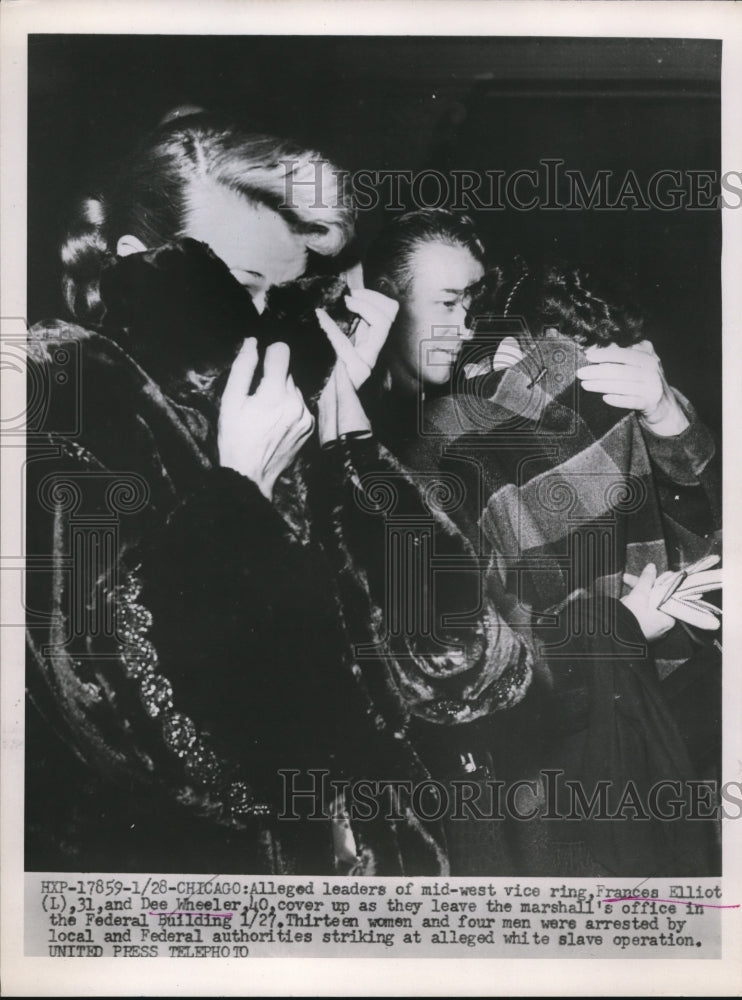 1953 Press Photo Frances Elliot and Dee Wheeler - nee28326