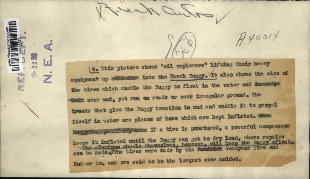 1936 Press Photo Oil Explorer Lifting Heavy Equipment into Marsh Buggy