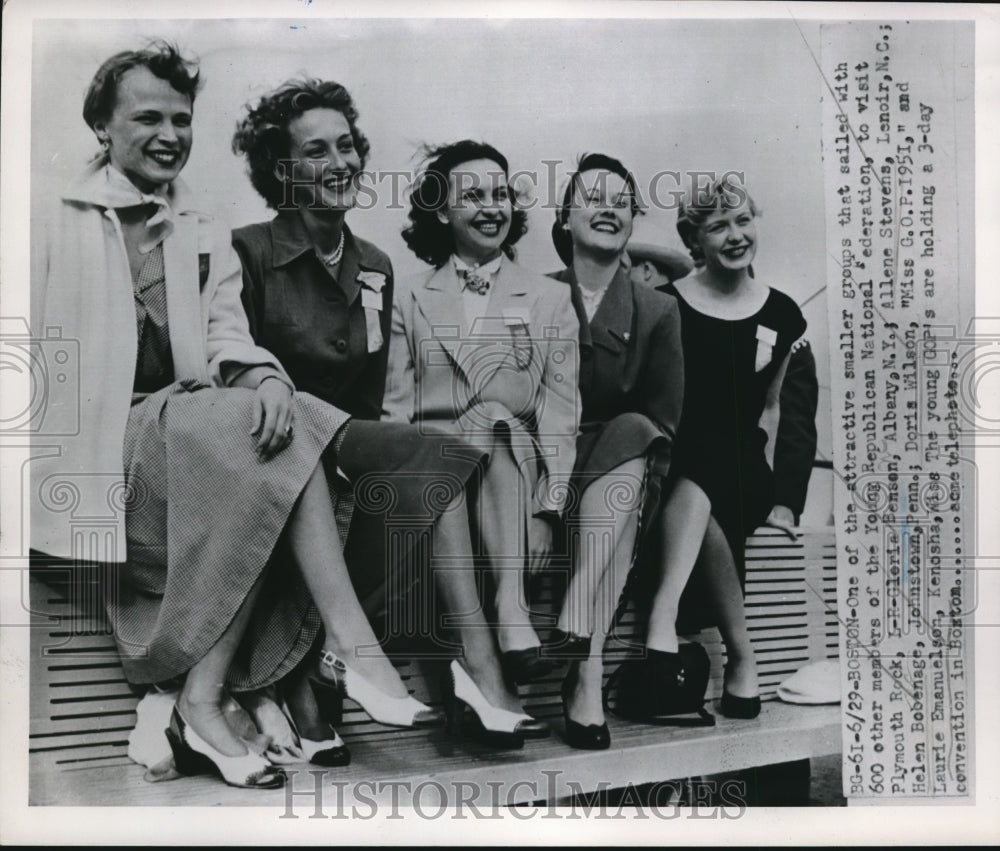 1951 Press Photo Sailed with members of Young Republican National Federation