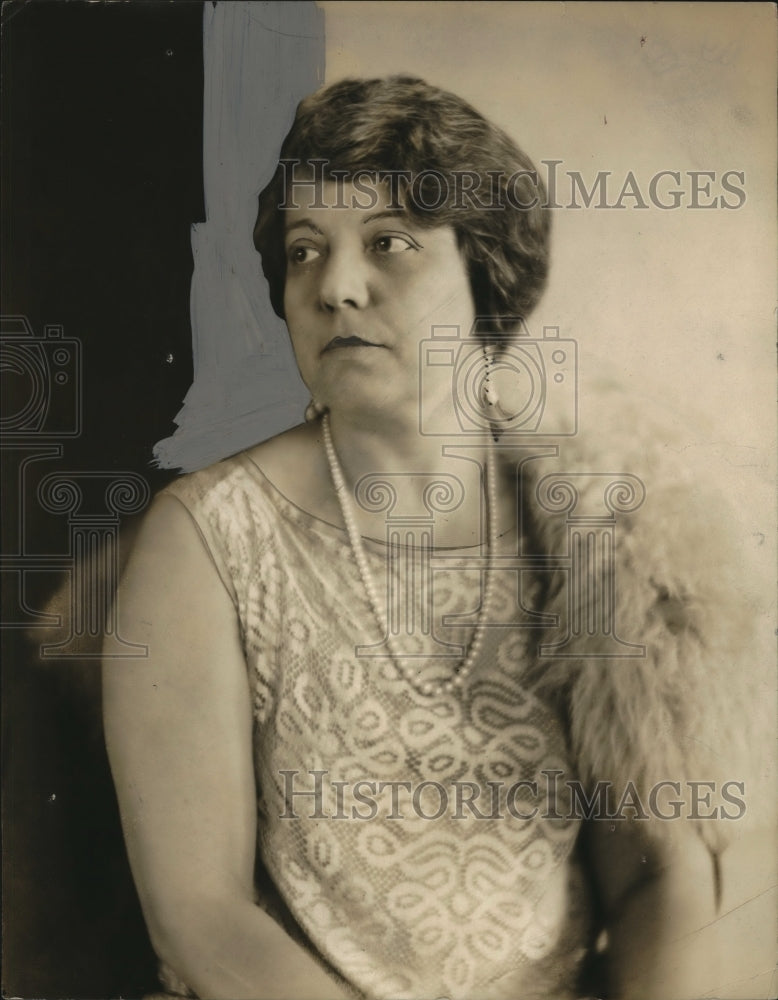 1927 Press Photo Mrs Frederick Eustis Chairman Women's Club Play - nee28770
