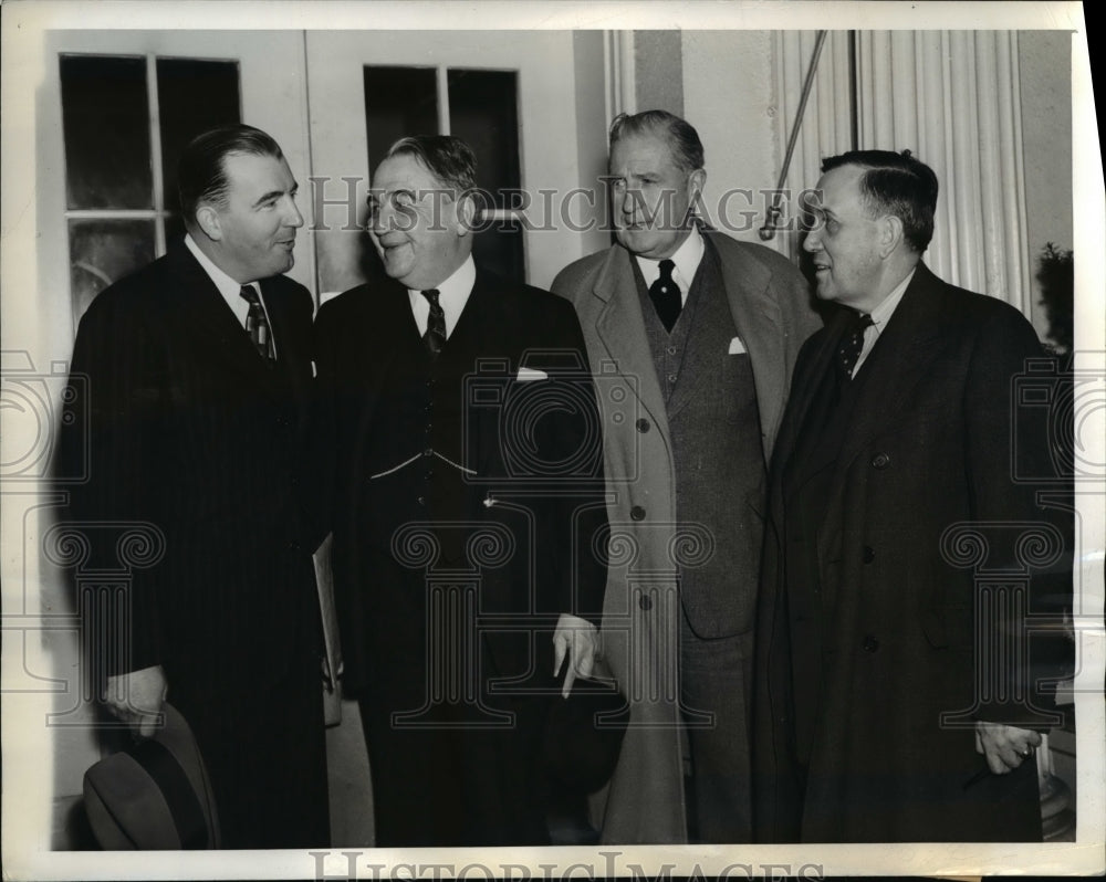 1941 Press Photo Rep Jennigs Randolph, Sen Overton, Commissioner Young