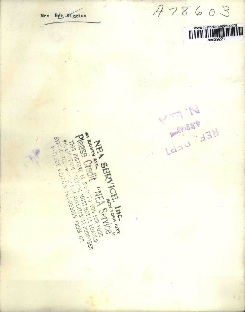 1948 Press Photo Mrs. Bob Riggins