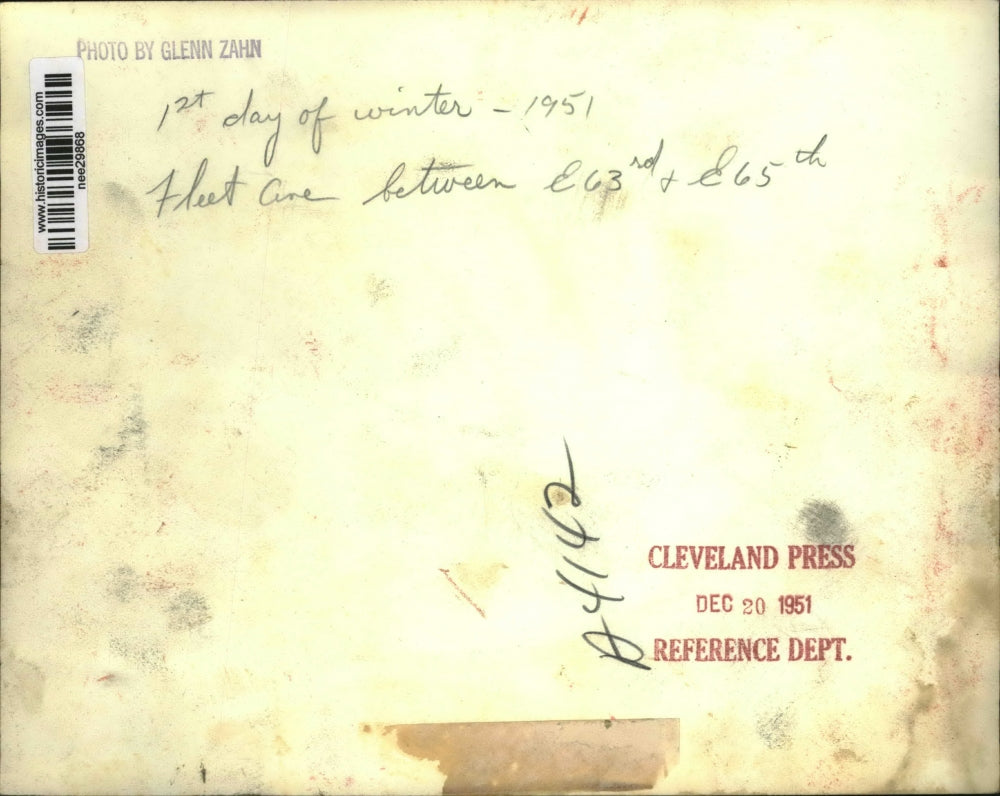 1951 Press Photo 1st Day Of Winter Cleveland