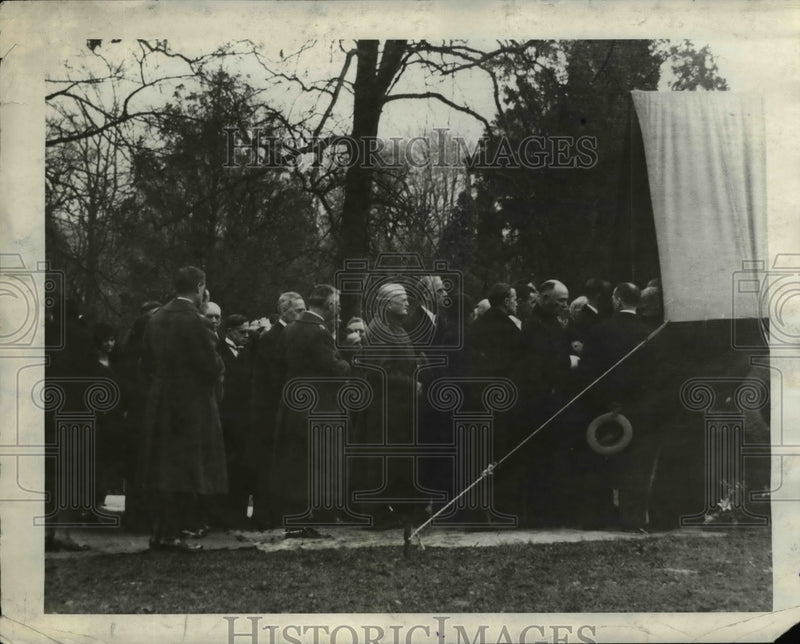 Load image into Gallery viewer, 1930 Press Photo Pershing and Senator - nee30205

