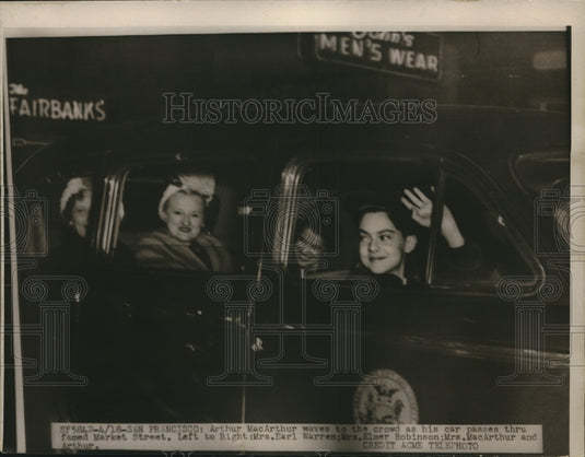 1951 Press Photo Arthur MacArthur waves to crowd through Market Street
