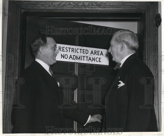 1941 Press Photo William Knudsen Director of Management General Electric Company