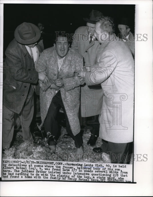 1959 Press Photo Louis Kish, screaming while being held by detectives