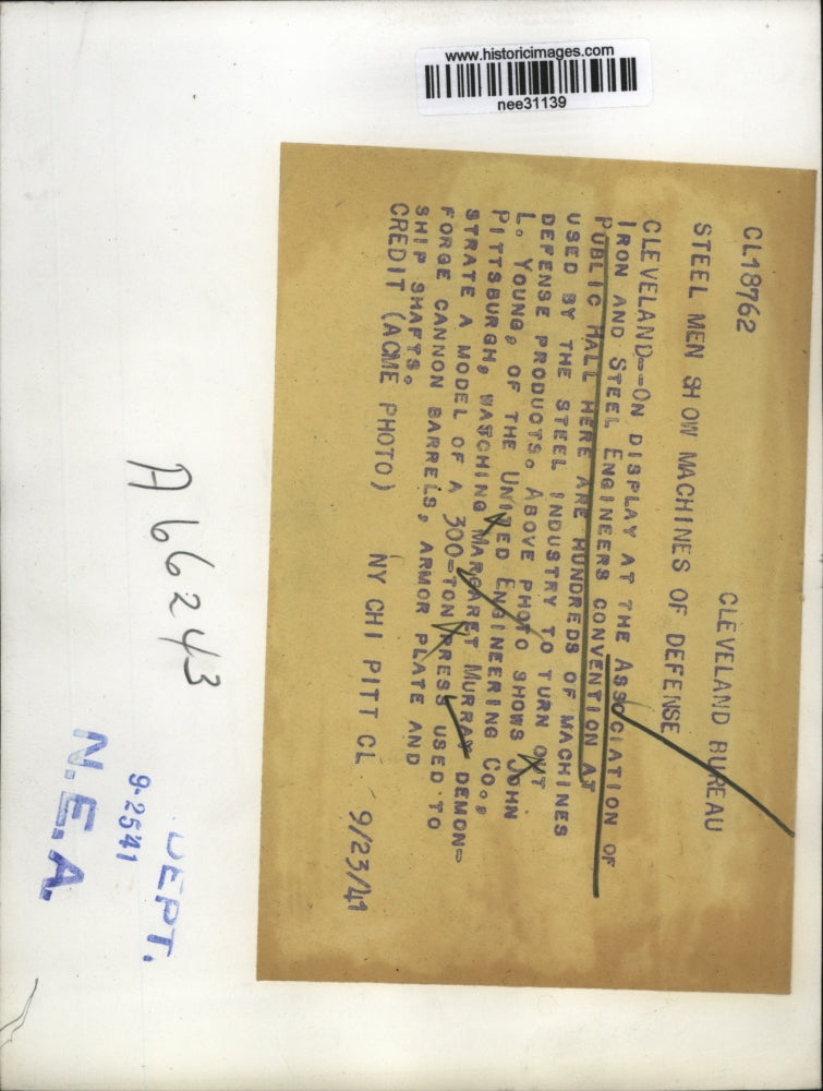 1941 Press Photo John Young,United Engineering Co. and Margaret Murray