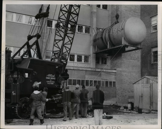 1958 Press Photo Mt. Sinai tank