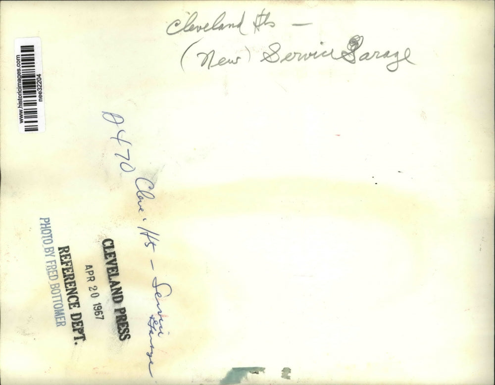1967 Press Photo The Cleveland Heights new service garage - nee32204