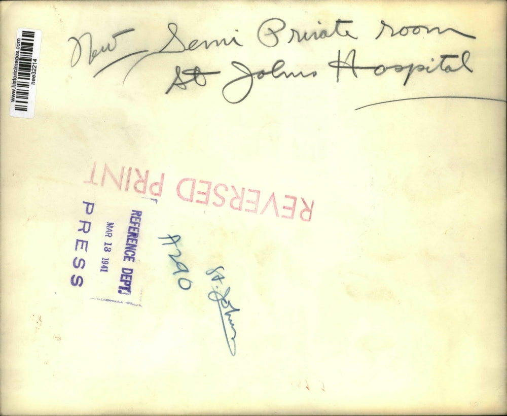 1941 Press Photo New semi private room of St. John Hospital - nee32214