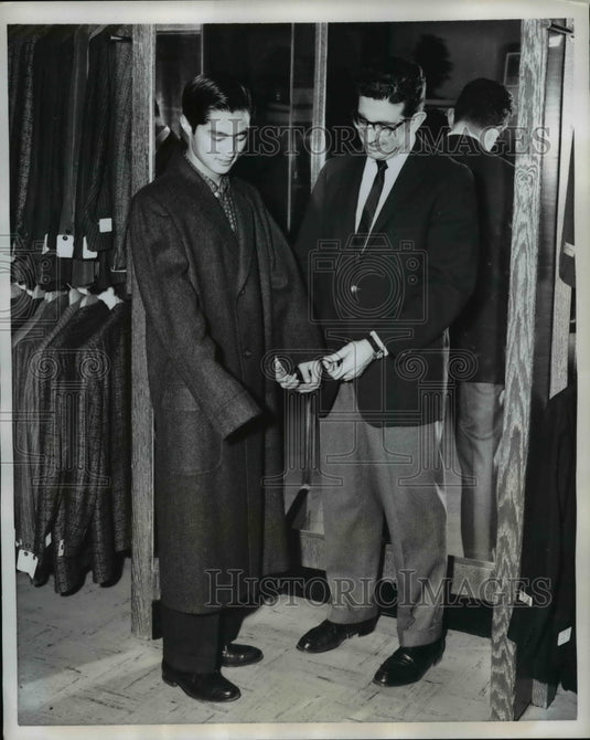 1959 Press Photo Hirosharu Keiko Japanese Exchange Student Getting Clothes