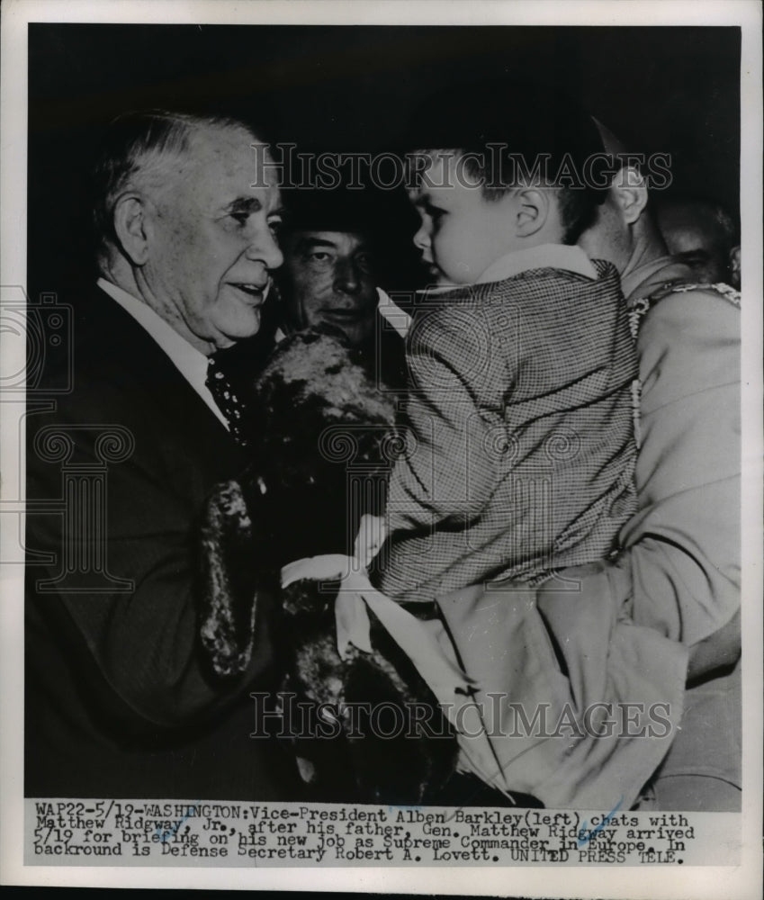 1952 Press Photo Vice President Alben Barkley with General Matthew Ridgway