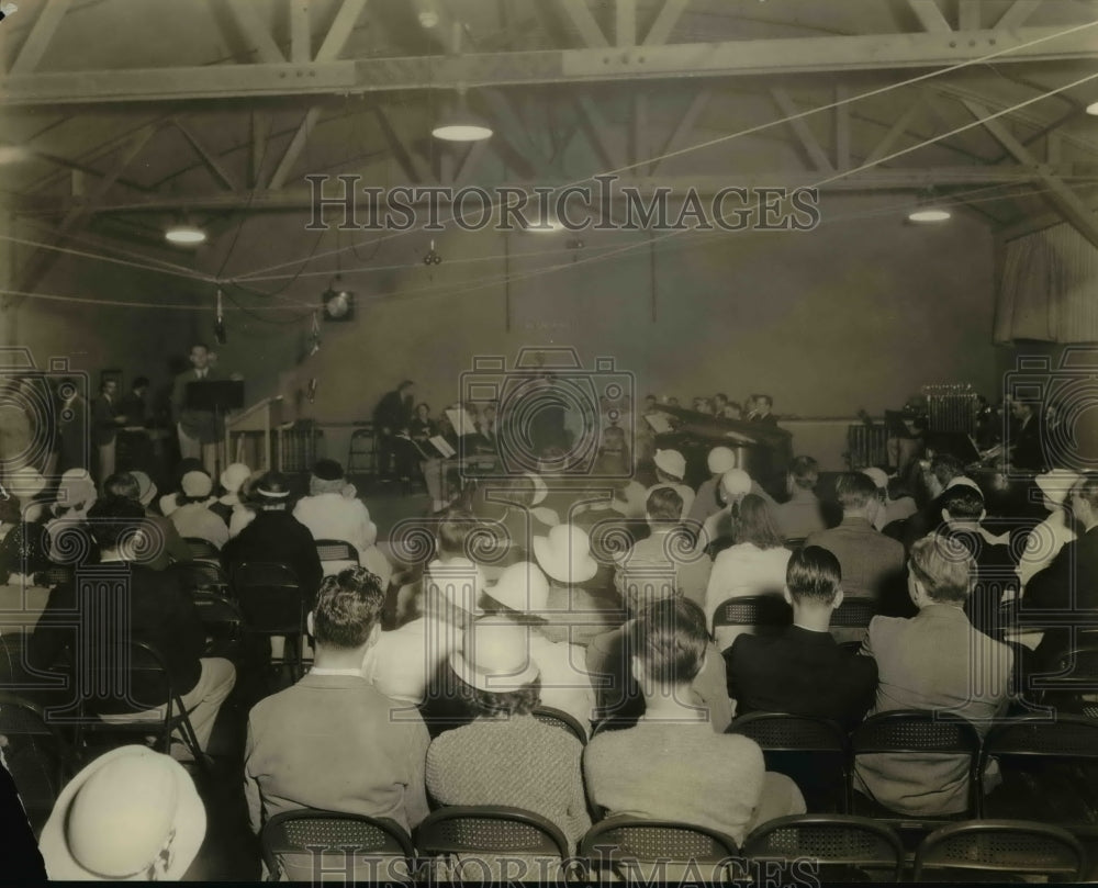 1938 Press Photo People in Broadcasting - nee32806