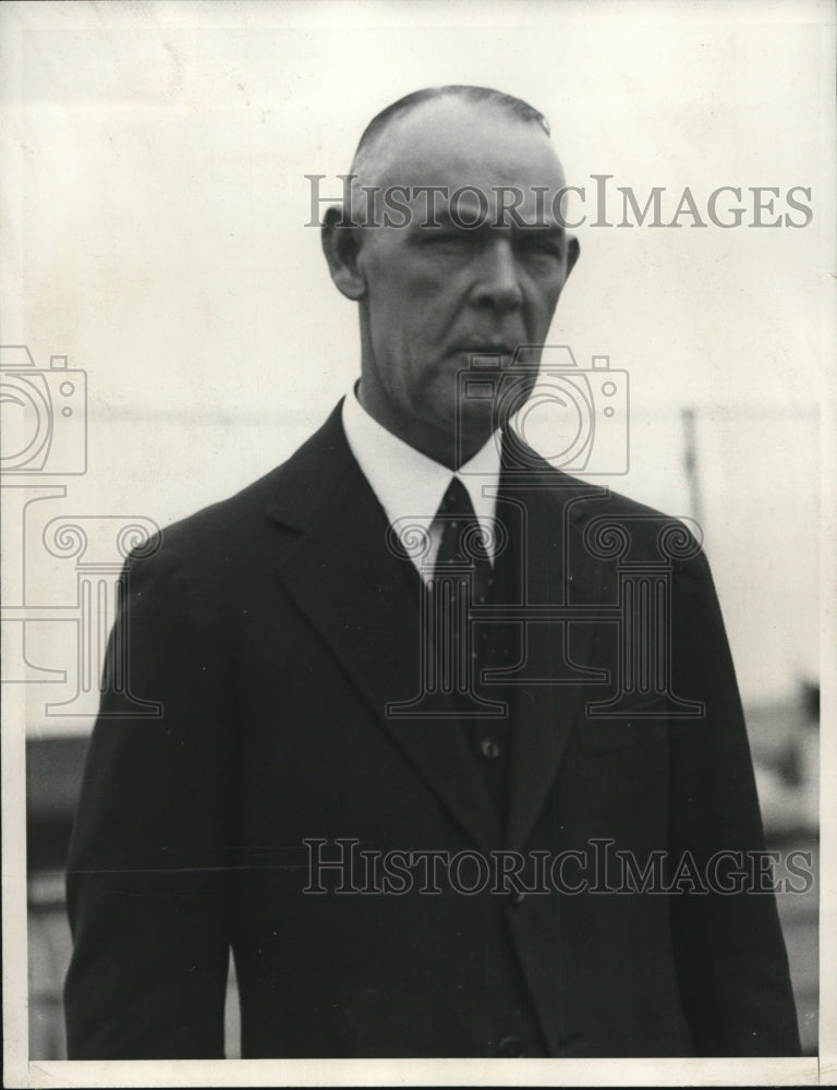 1933 Press Photo Sir August Cayser, Bart. on liner Monterey at Los Angeles