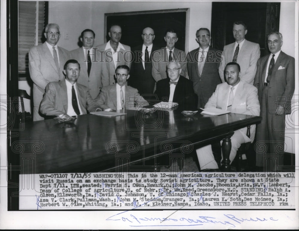 1955 Press Photo 12 Man American Agriculture Delegation visit Russia