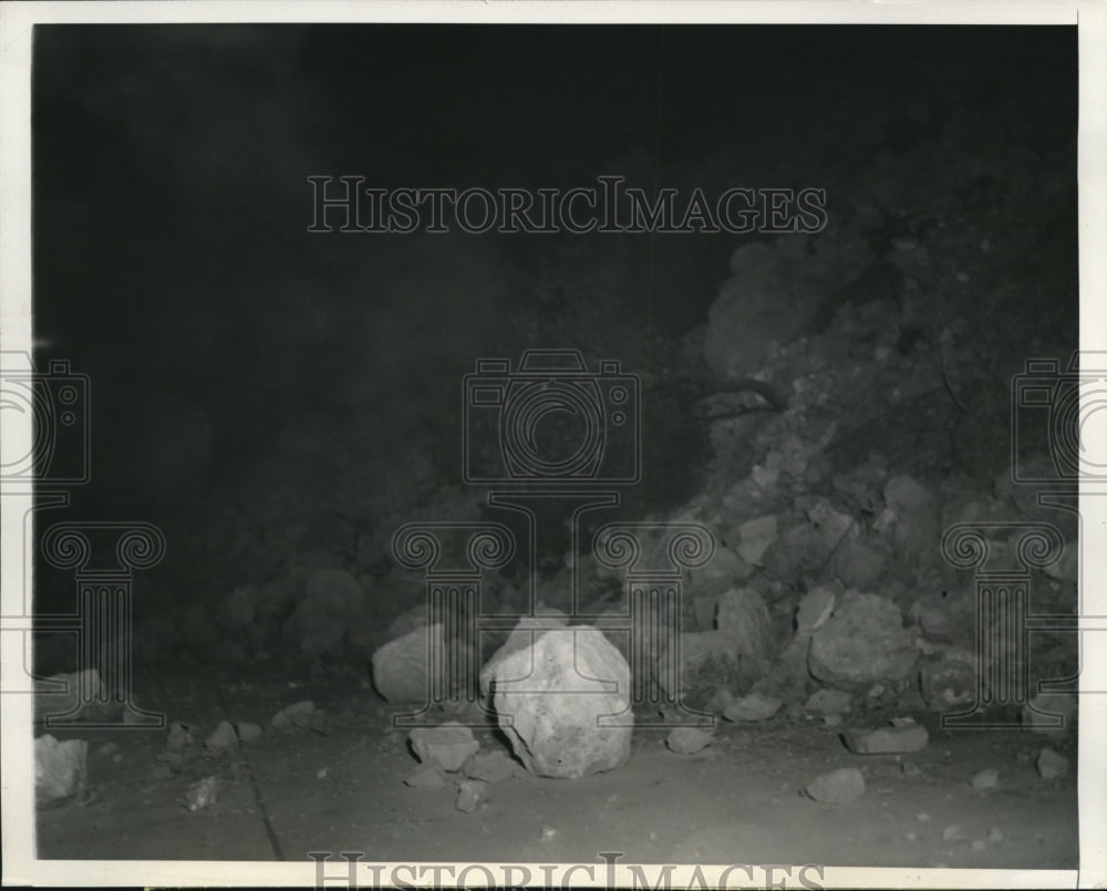 1937 Press Photo The result of the avalanche in Elysian Park