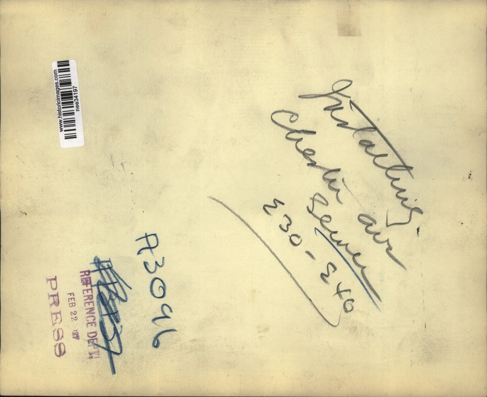 1927 Press Photo Crewmen were installing Chester Air Sewer - nee34197