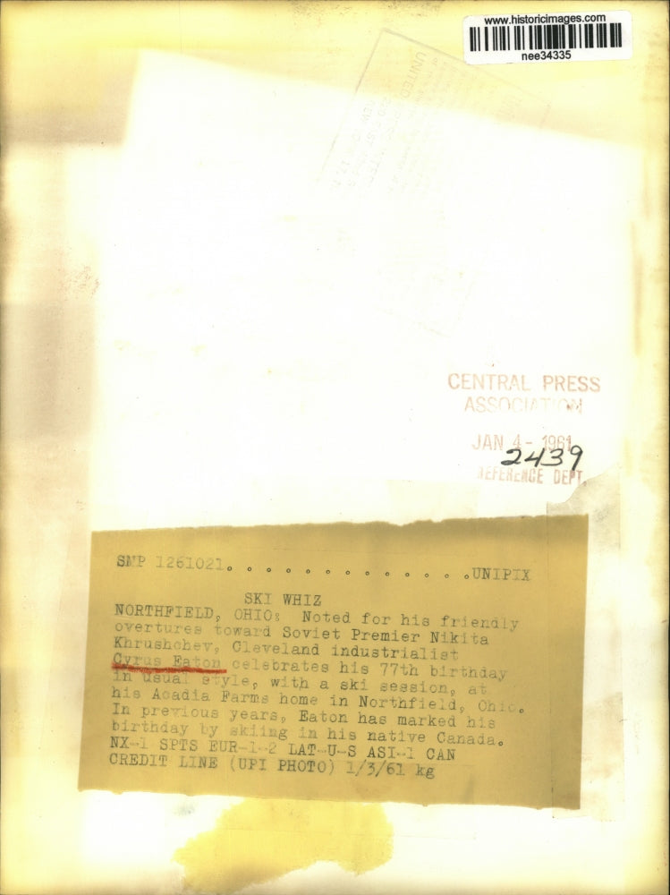 1961 Press Photo Cleveland Financier Cyrus Eaton Celebrates 77nd Birthday