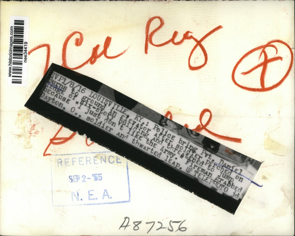 1955 Press Photo Pvt Daniel Burns Tried to Commit Suicide to Get Out of Army