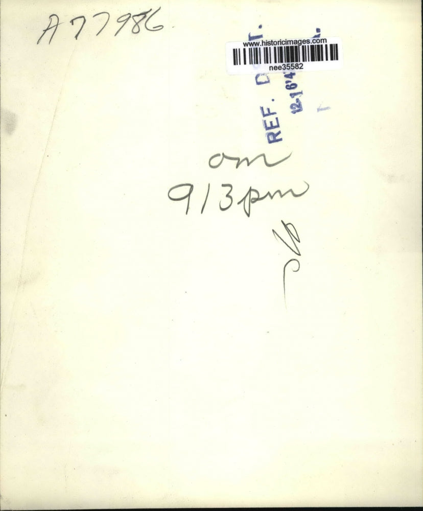 1947 Press Photo Lewis A Robert Wins Robert J Collier Trophy in Washington