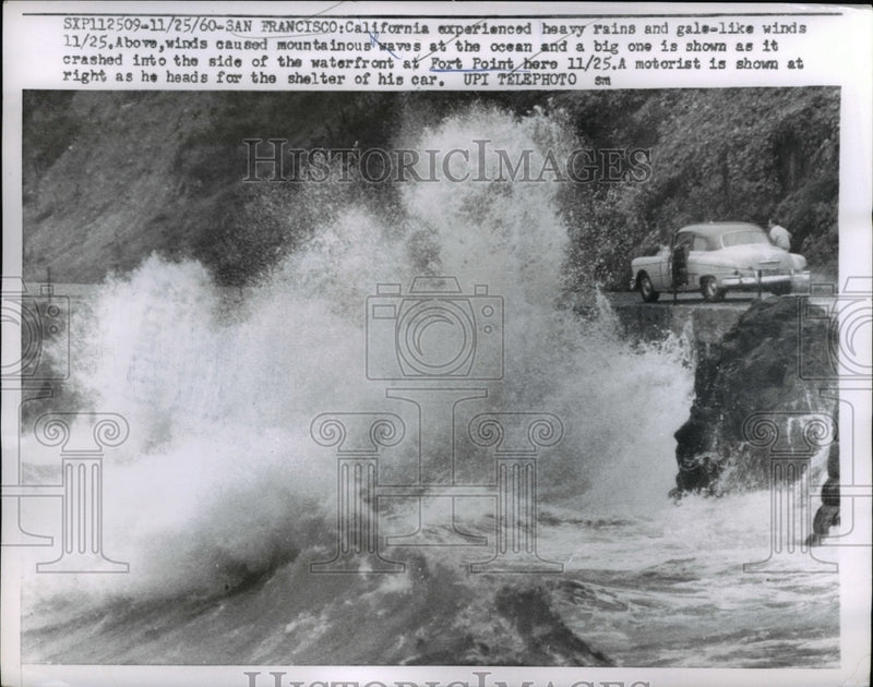 Load image into Gallery viewer, 1960 Press Photo Heavy Rains in San Francisco
