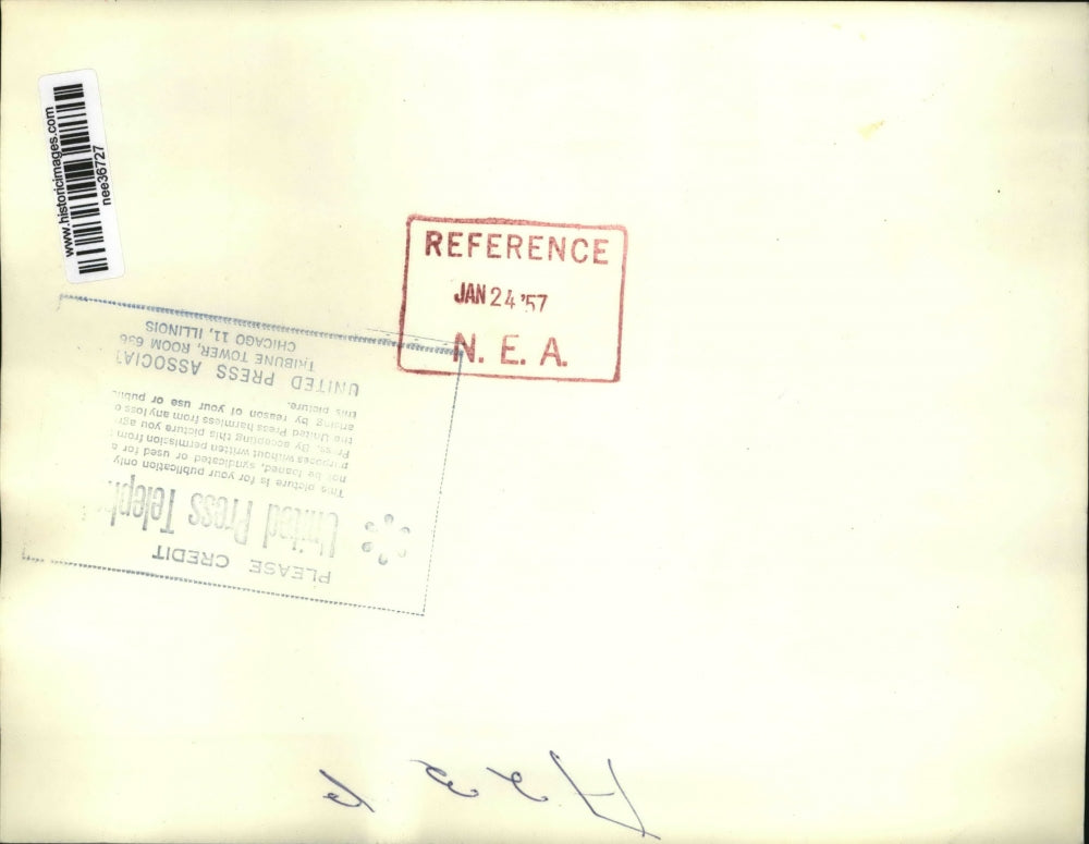 1957 Press Photo French Poodle Sue Zette and Owner Mrs. H.F. Preston - nee36727