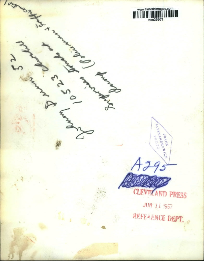 1957 Press Photo Johnny Dunn Supervises Fields - nee36963