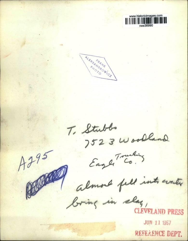 1957 Press Photo T. Stubbs - nee36990