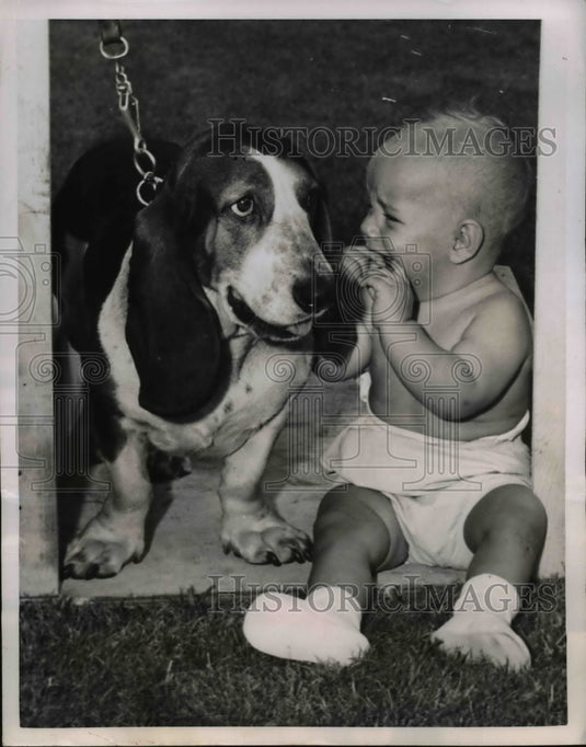 1950 Press Photo Television Star Morgan and Harold Renier at Diaper Derby