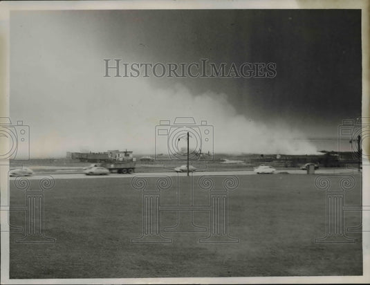 1953 Press Photo Dump Fire - nee37318