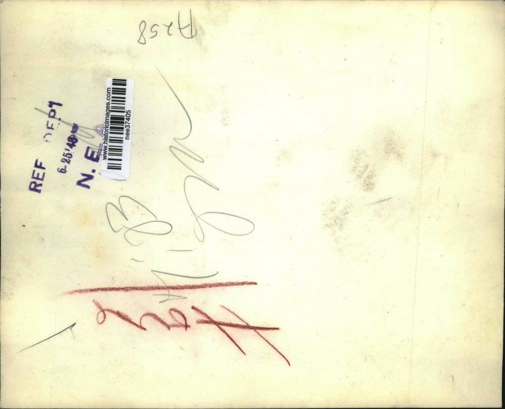 1948 Press Photo Louis Krueger, chief investigator with his horse - nee37405