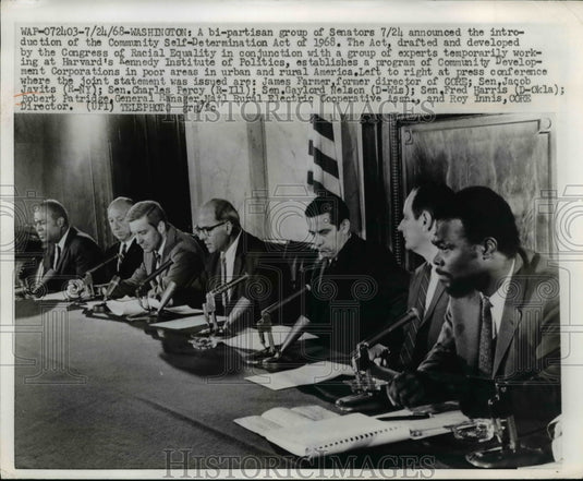 1968 Press Photo Bi Partisan group of Senators