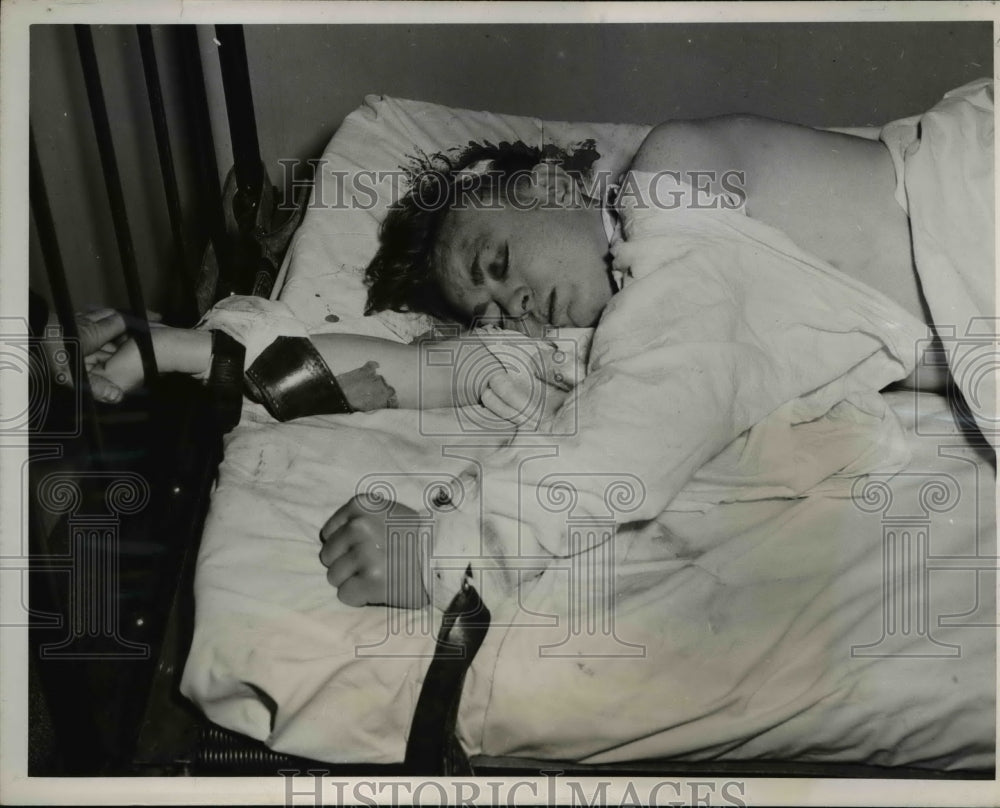 1948 Press Photo Man in Prison Ward After Stealing a Truck in Cleveland
