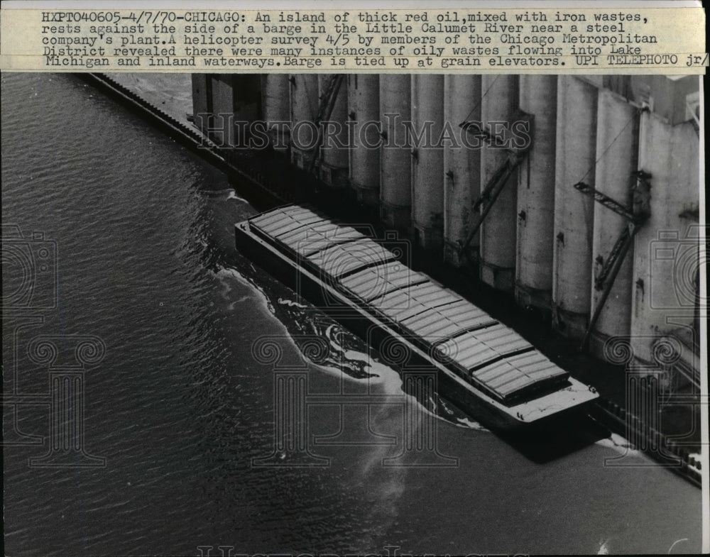 1970 Press Photo Barge In Little Calumet River Near Steel Company Plant