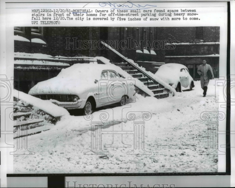 1962 Press Photo Cars Parked In Front Of Their Homes During Snow Storms
